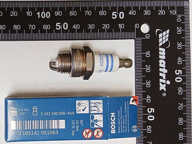 Свеча зажигания Bosch WSR6F 