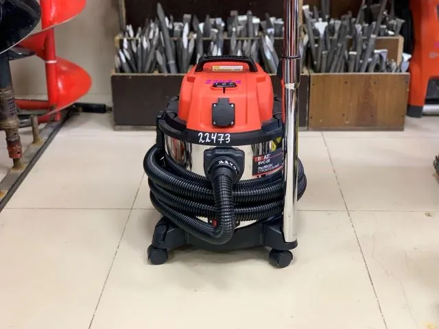 Пылесос Brait BVC-20