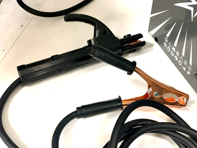 Сварочный инвертор Brait MMA-250T