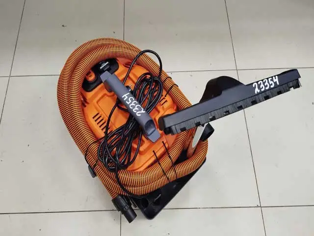 Пылесос c розеткой DAEWOO DAVC 2000S