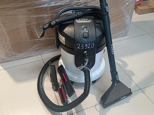 Пылесос Karcher SE4 Plus