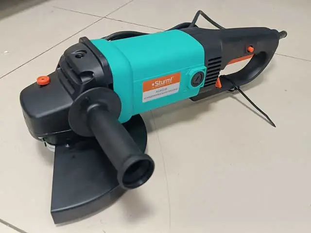 УШМ (болгарка) Sturm AG9023R 